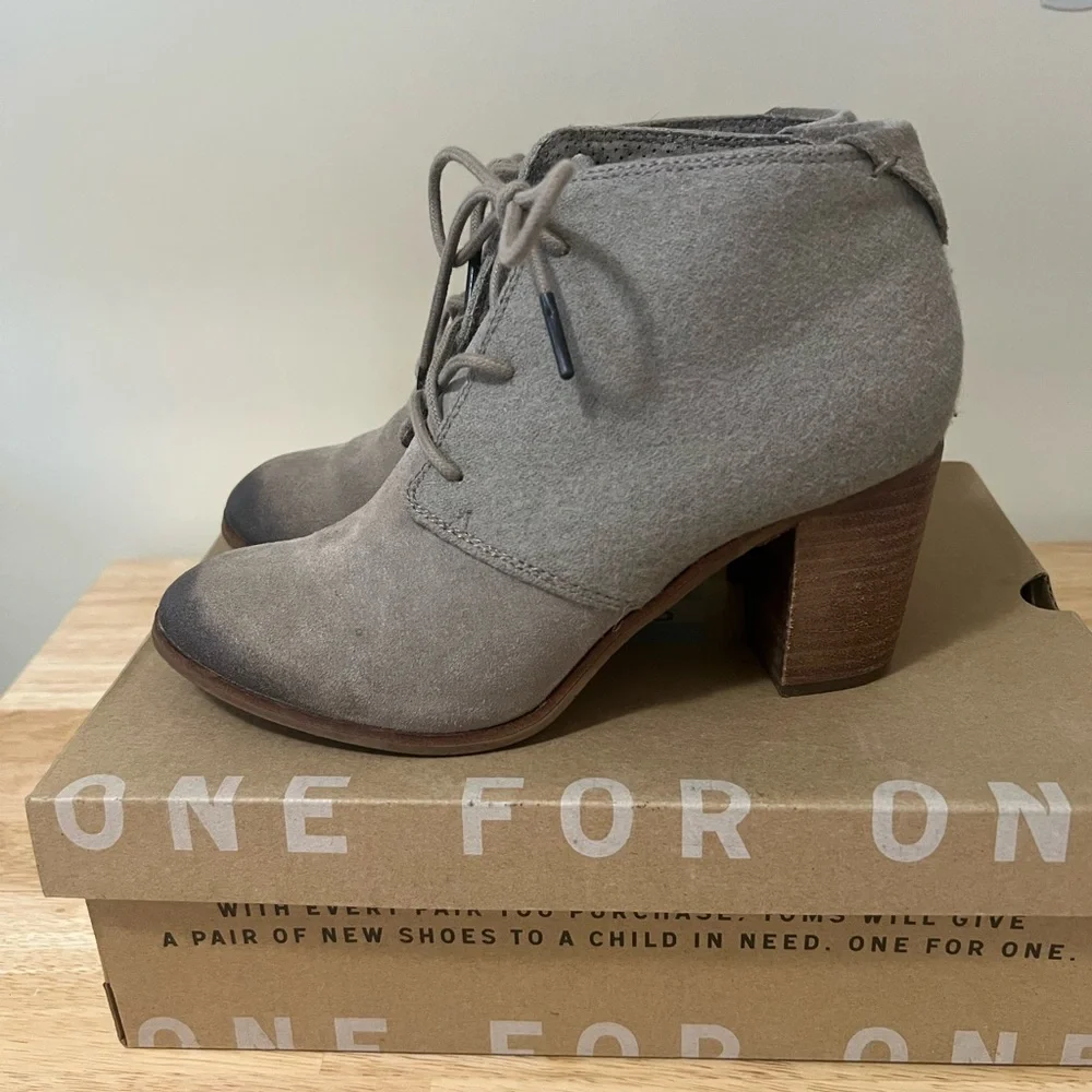 TOMS Women's Lunata Lace-Up Ankle Booties - Picture 3 of 7